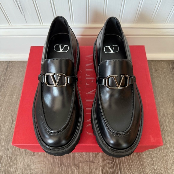 ❗️SOLD❗️VALENTINO GARAVANI VLOGO black leather loafers 39.5 - Picture 4 of 12